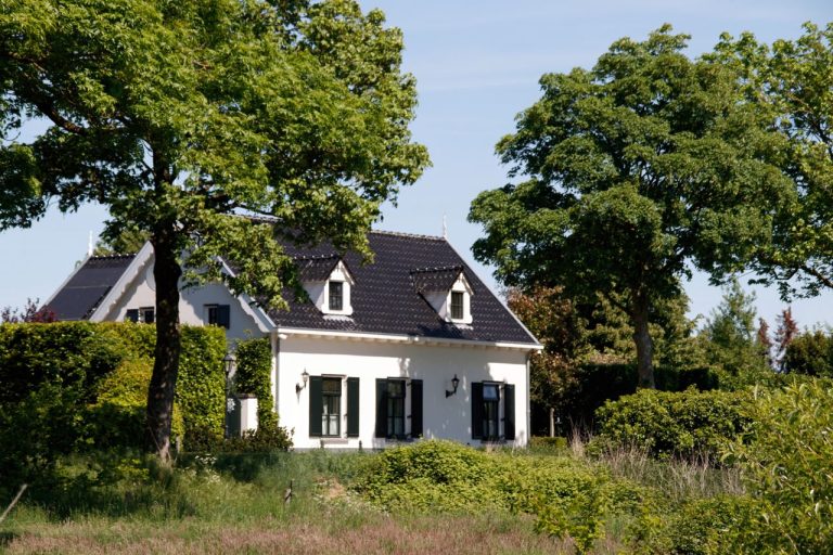 Woningontruiming in Almere