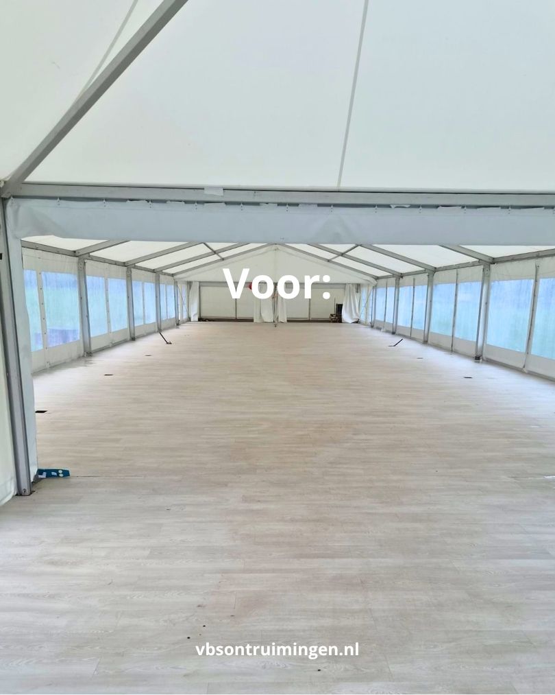 Laminaatvloer in een grote evenemententent voorafgaand aan het verwijderen door VBS Ontruimingen.